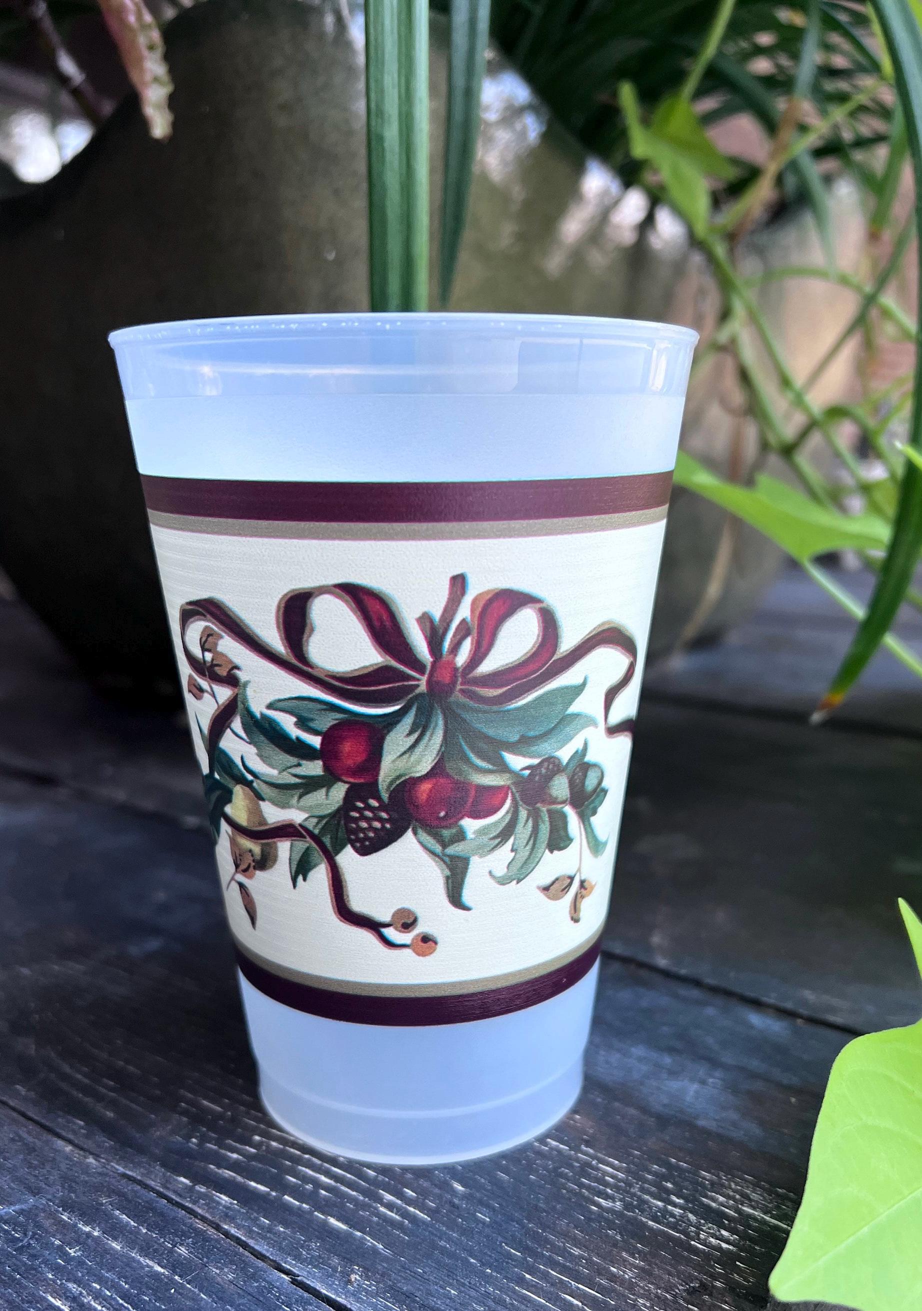Traditional Holiday Bow Party Cups - Set of 8